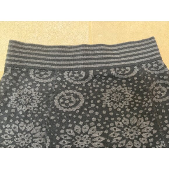 Akini Womens Medium Black Wool Blend Knit Skirt With Floral Pattern WhimsyGoth - Picture 8 of 12
